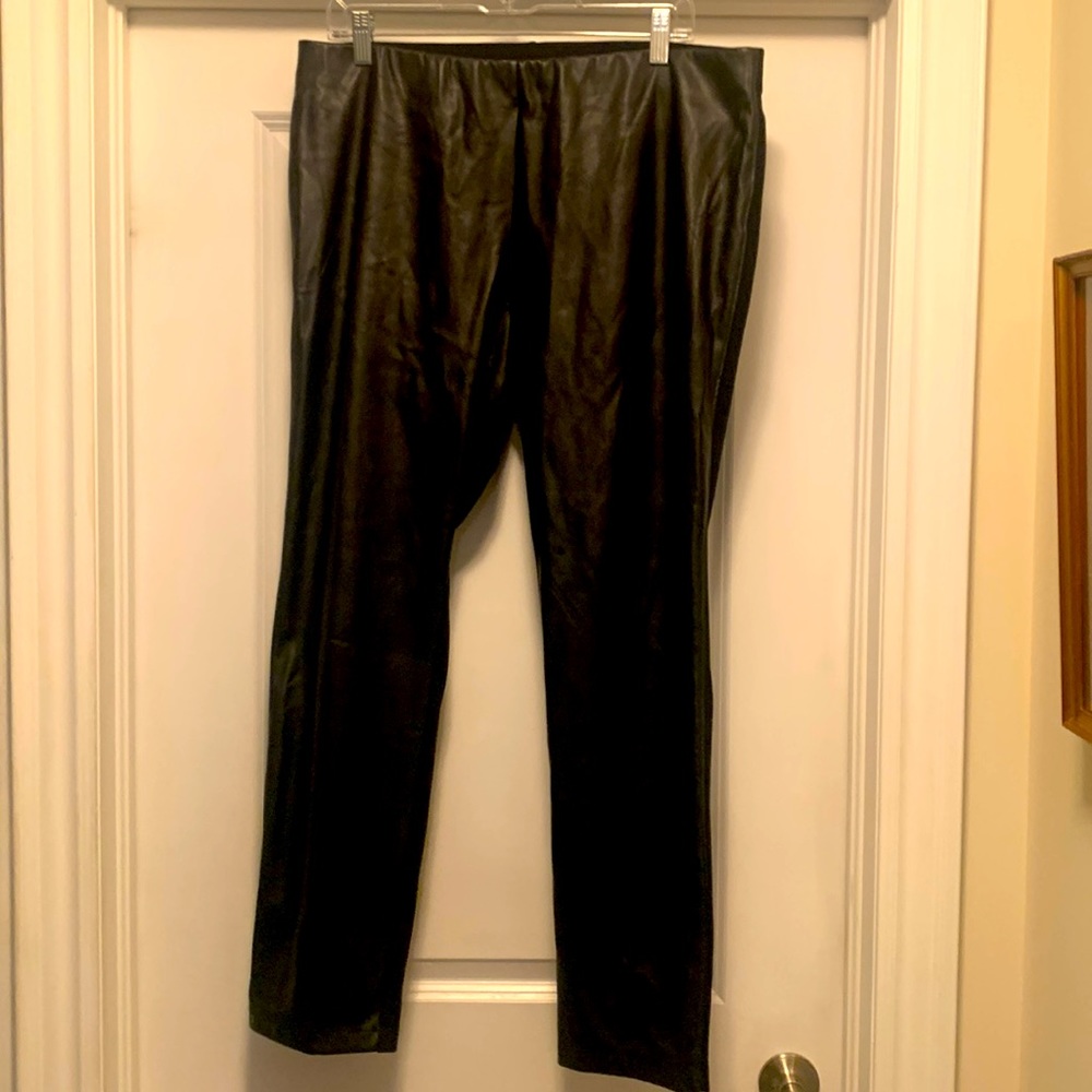 DKNYC black vegan leather front leggings